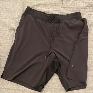 Lululemon Athletica Patterned Black Core Shorts 9” Men’s Large
